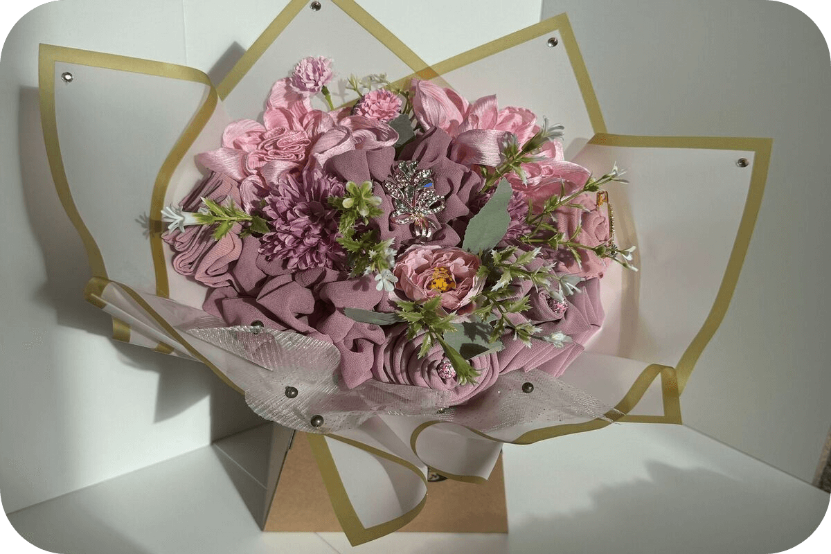 The 7 Best Hijab Bouquets Online: A Perfect Gift for Her (with Reviews)