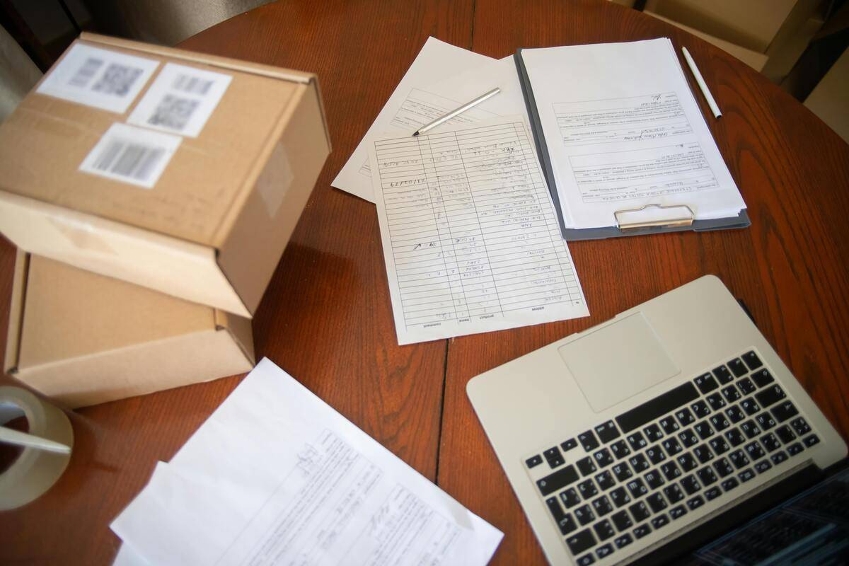 Best Practices for Communicating with Your Buyers on Riwaya